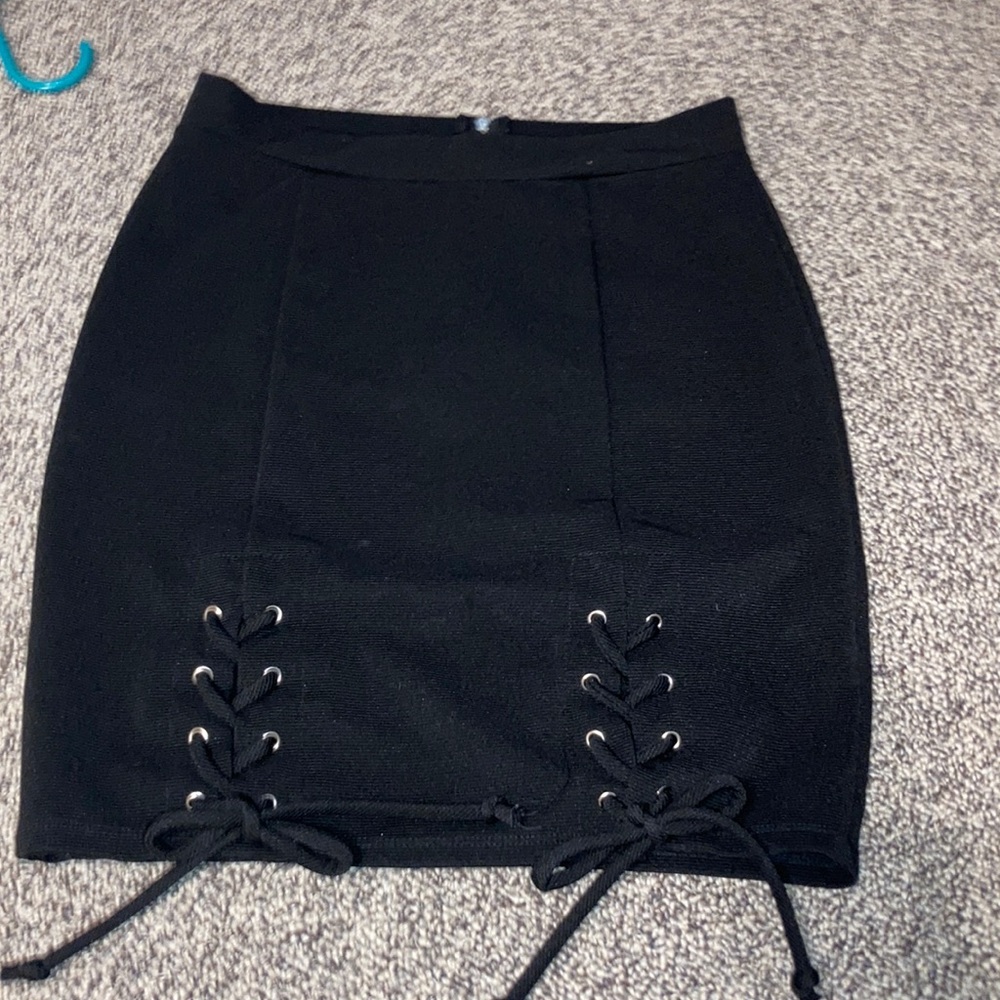 Black skirt